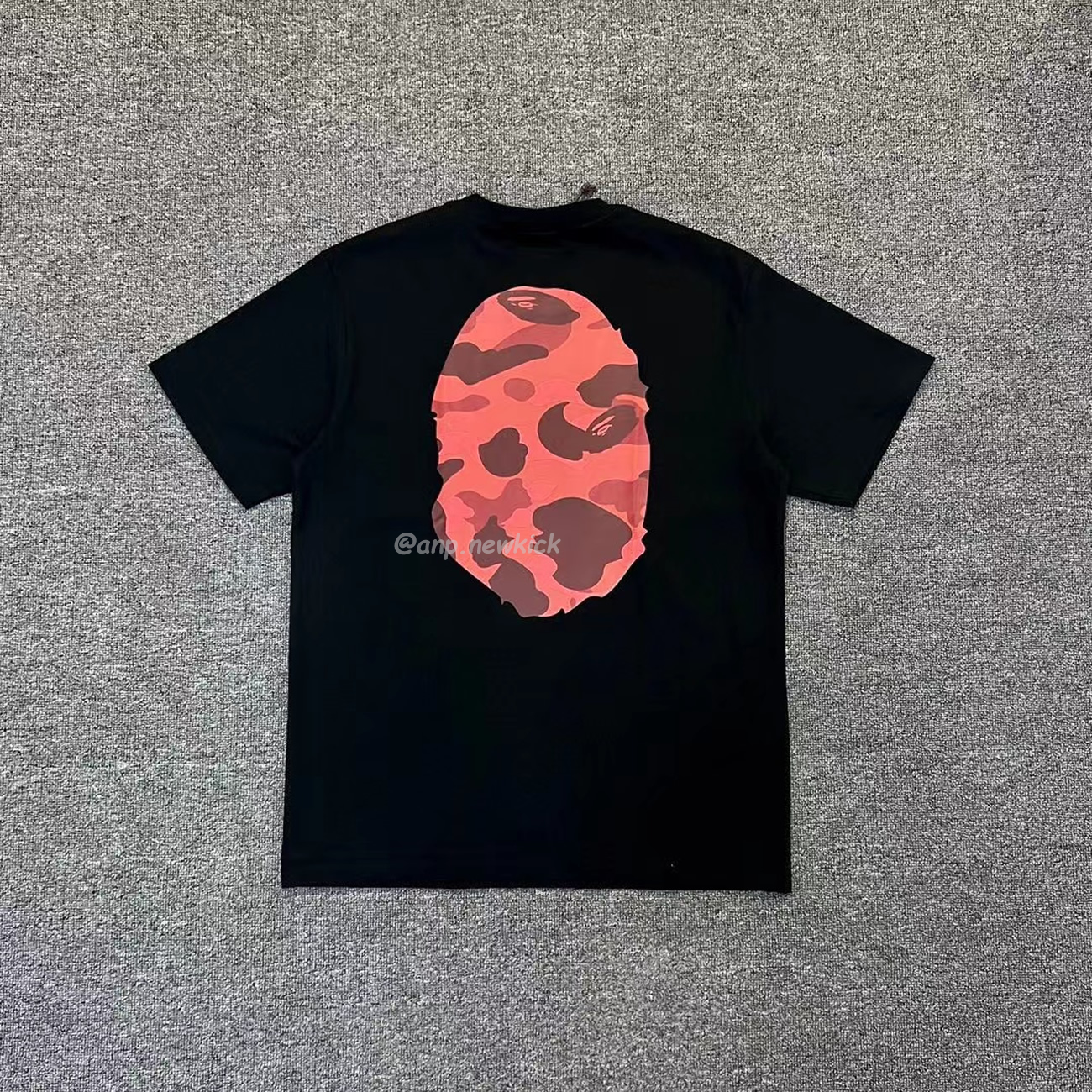 Bape Color Camo Big Ape Head Tee White Black White Green (13) - newkick.vip